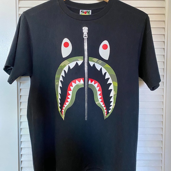 BAPE New York Gradation Camo Shark Silver Zip - Picture 2 of 8